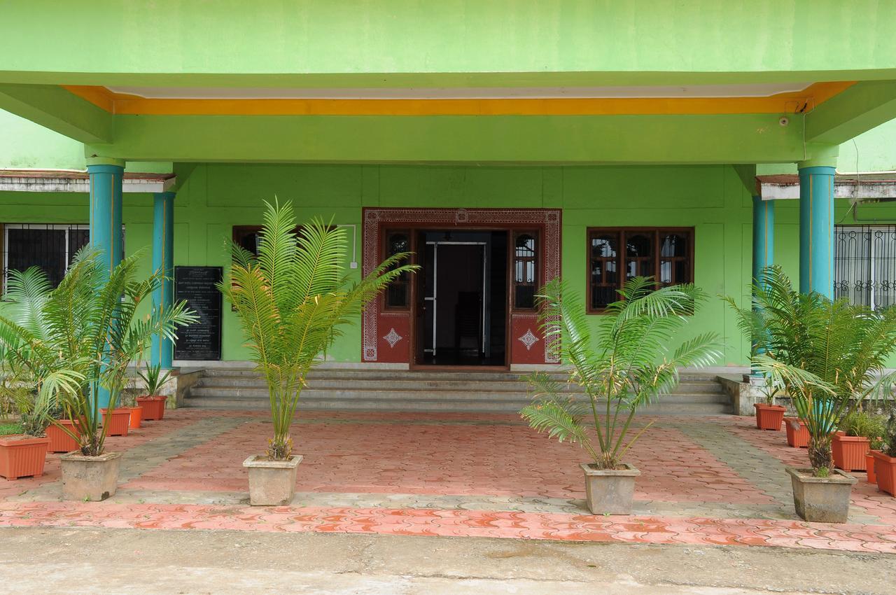 Prakruthi Yatri Nivas Hotell Māvingundi Eksteriør bilde