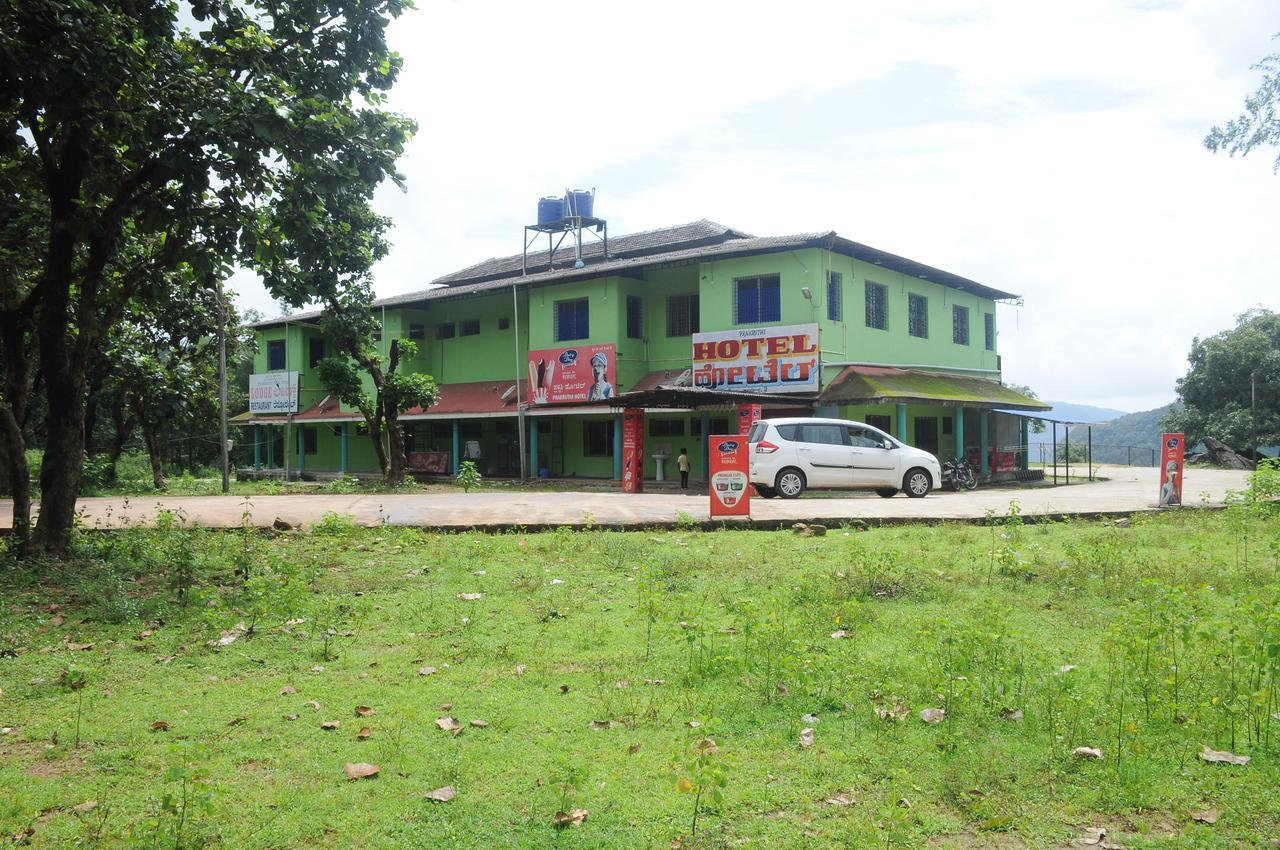 Prakruthi Yatri Nivas Hotell Māvingundi Eksteriør bilde